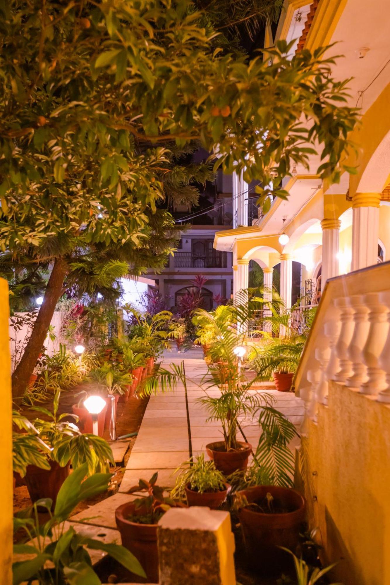 Primavera Holiday Homes-Family Run Goan Guest House Candolim Exterior photo