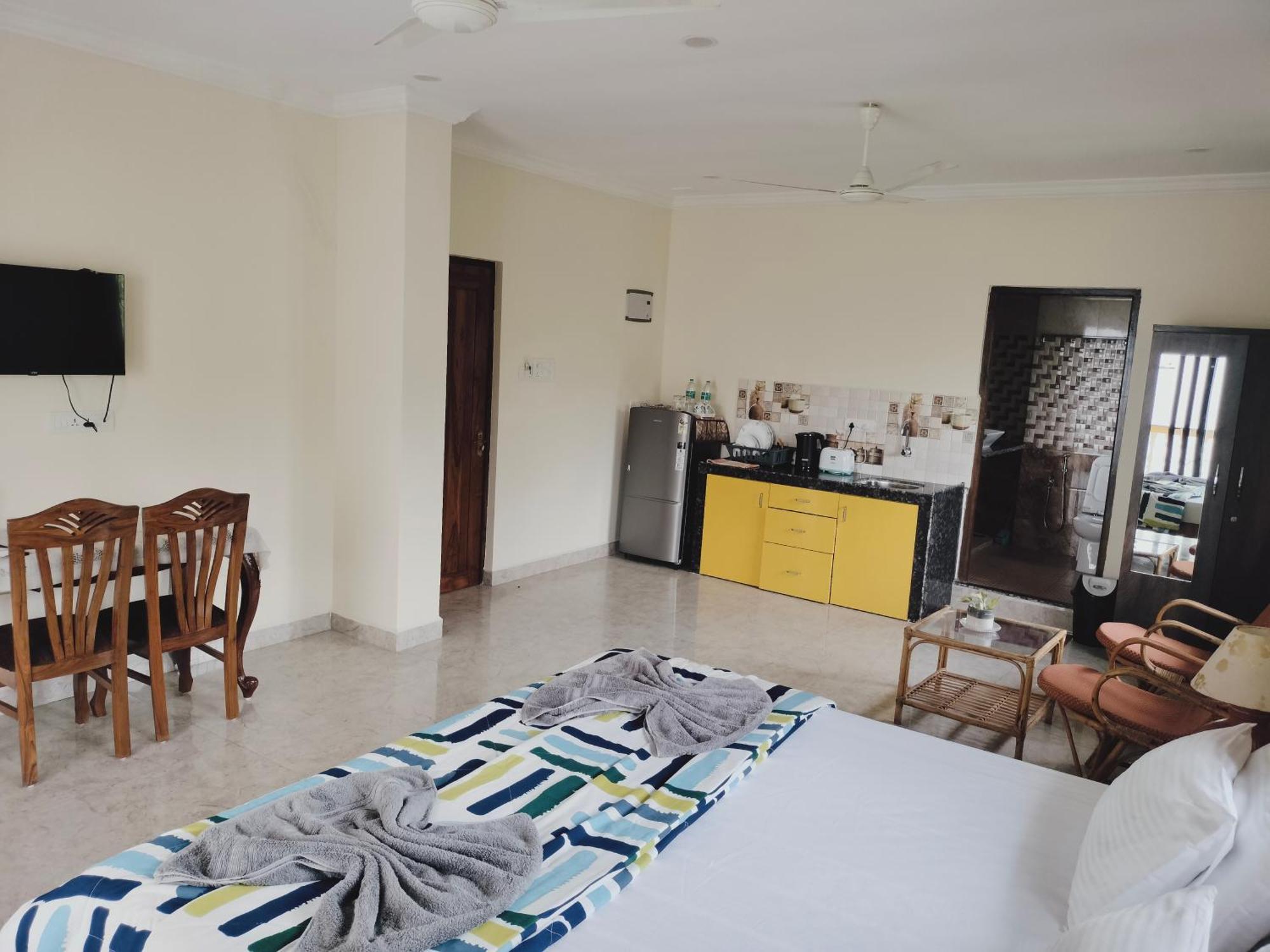 Primavera Holiday Homes-Family Run Goan Guest House Candolim Exterior photo