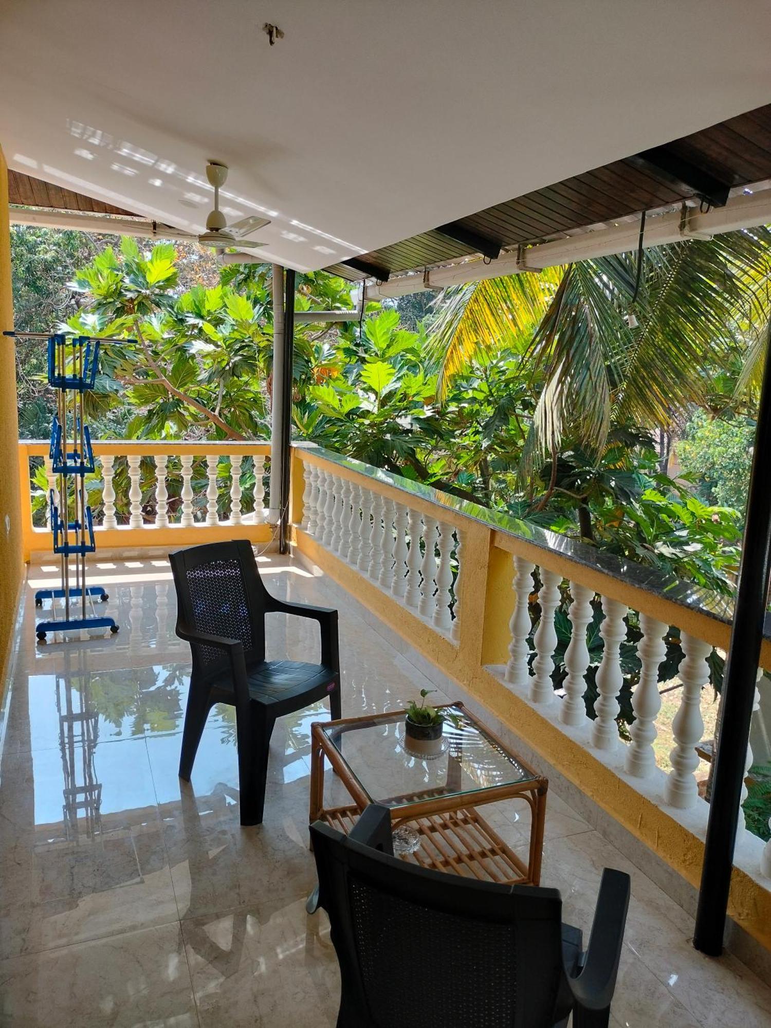 Primavera Holiday Homes-Family Run Goan Guest House Candolim Exterior photo